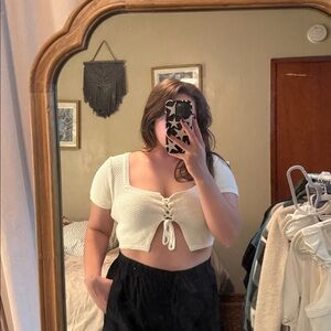 Front tied cropped top